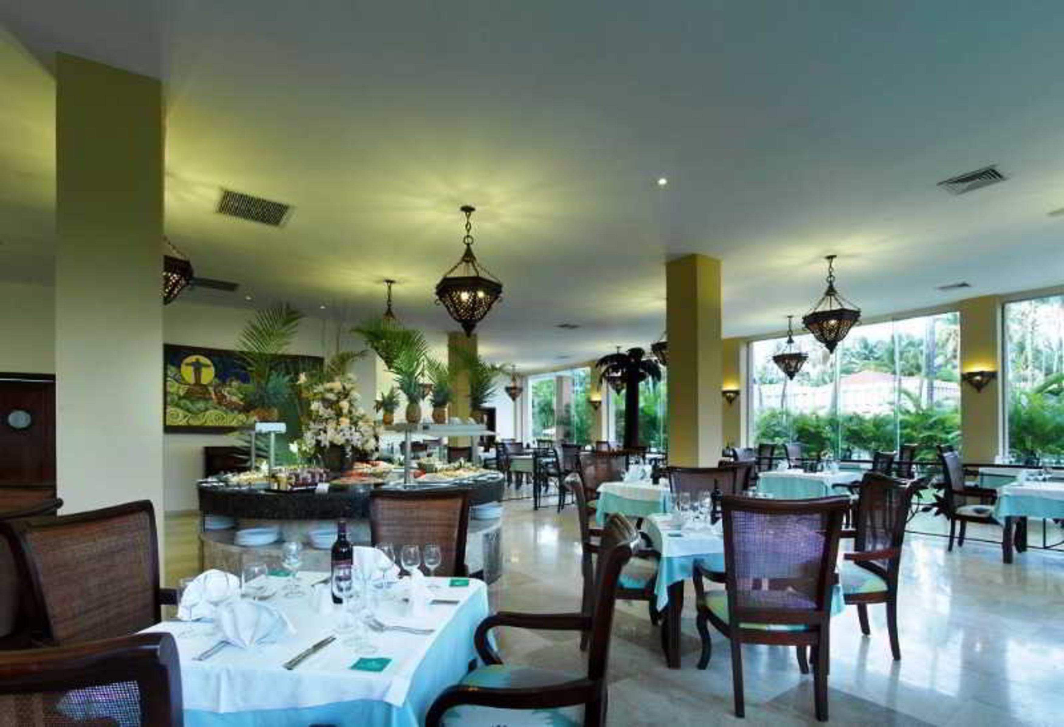 帕拉蒂姆巴瓦罗套房水疗度假大酒店-全包 蓬塔卡纳 餐厅 照片